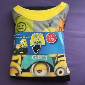 5/$20 Boys sleep wear